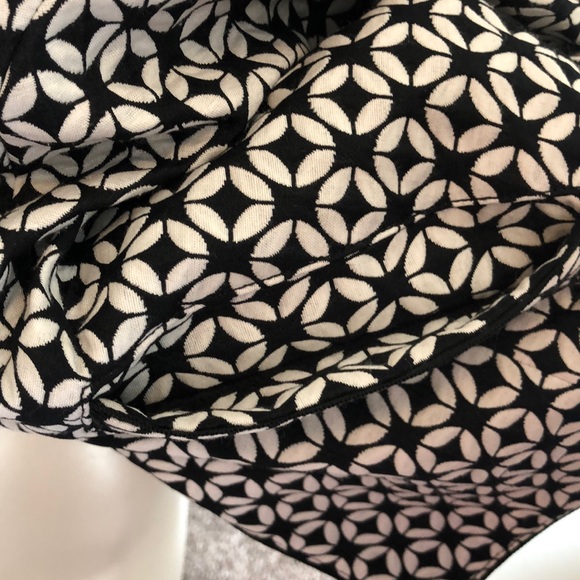 Women’s Lane Bryant Black And White Blazer, 16 - Picture 4 of 5